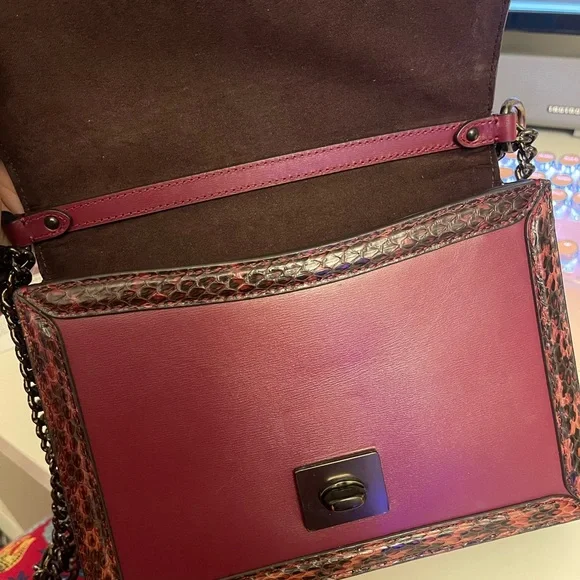 Coach Hutton in Leather/Snakeskin - Picture 6 of 9